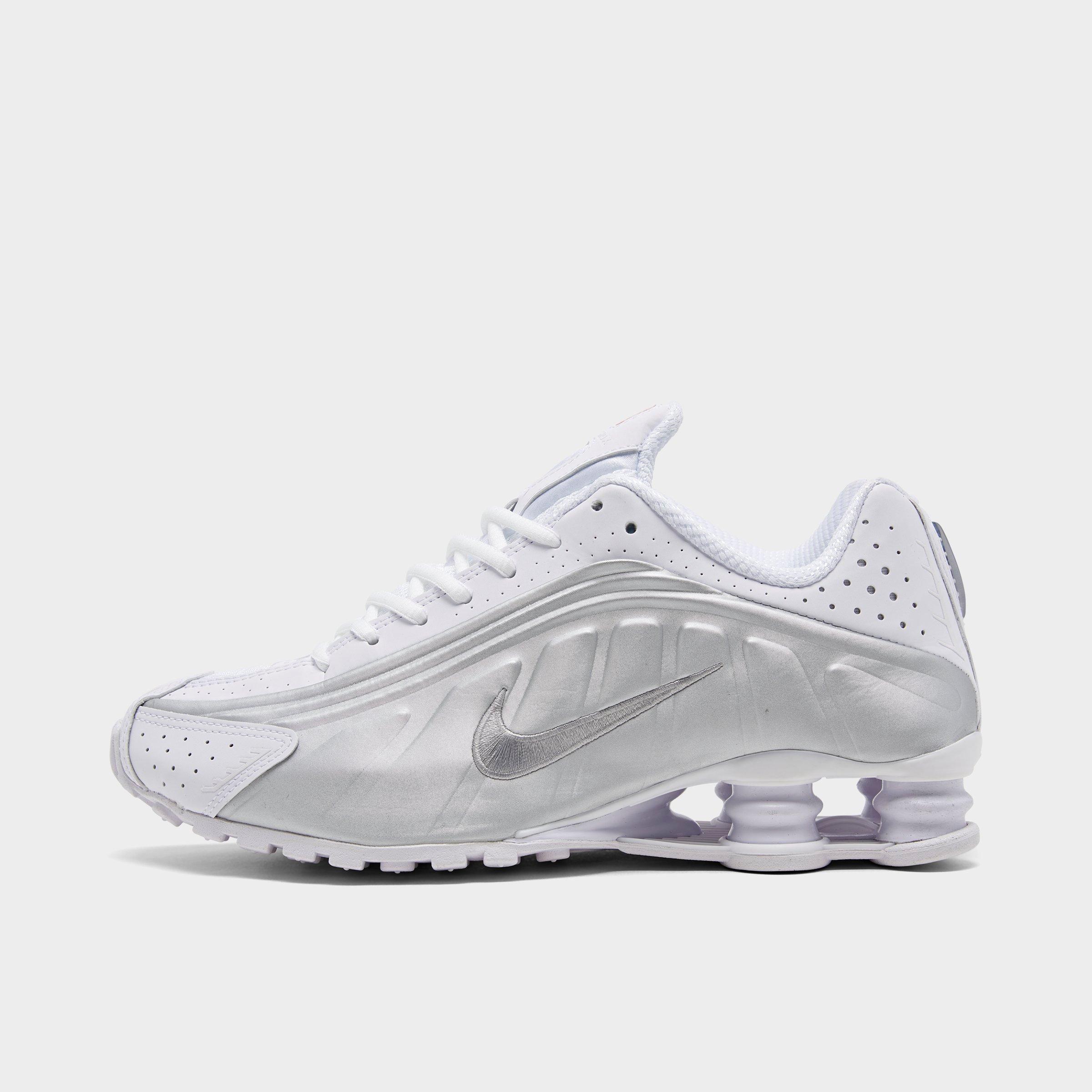 nike sportswear shox r4