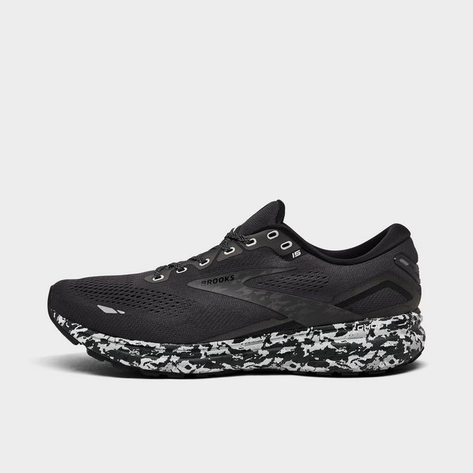 Brooks hot sale black sneakers