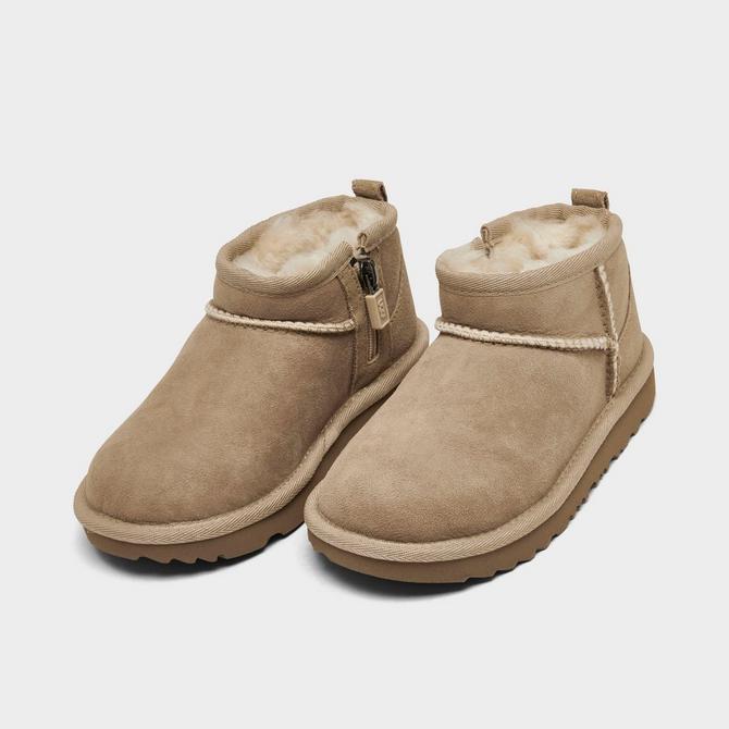 Toddler 6c newest UGG boots