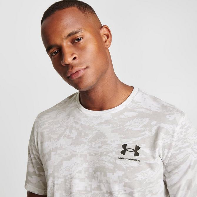 Under armour camo shirt best sale short sleeve