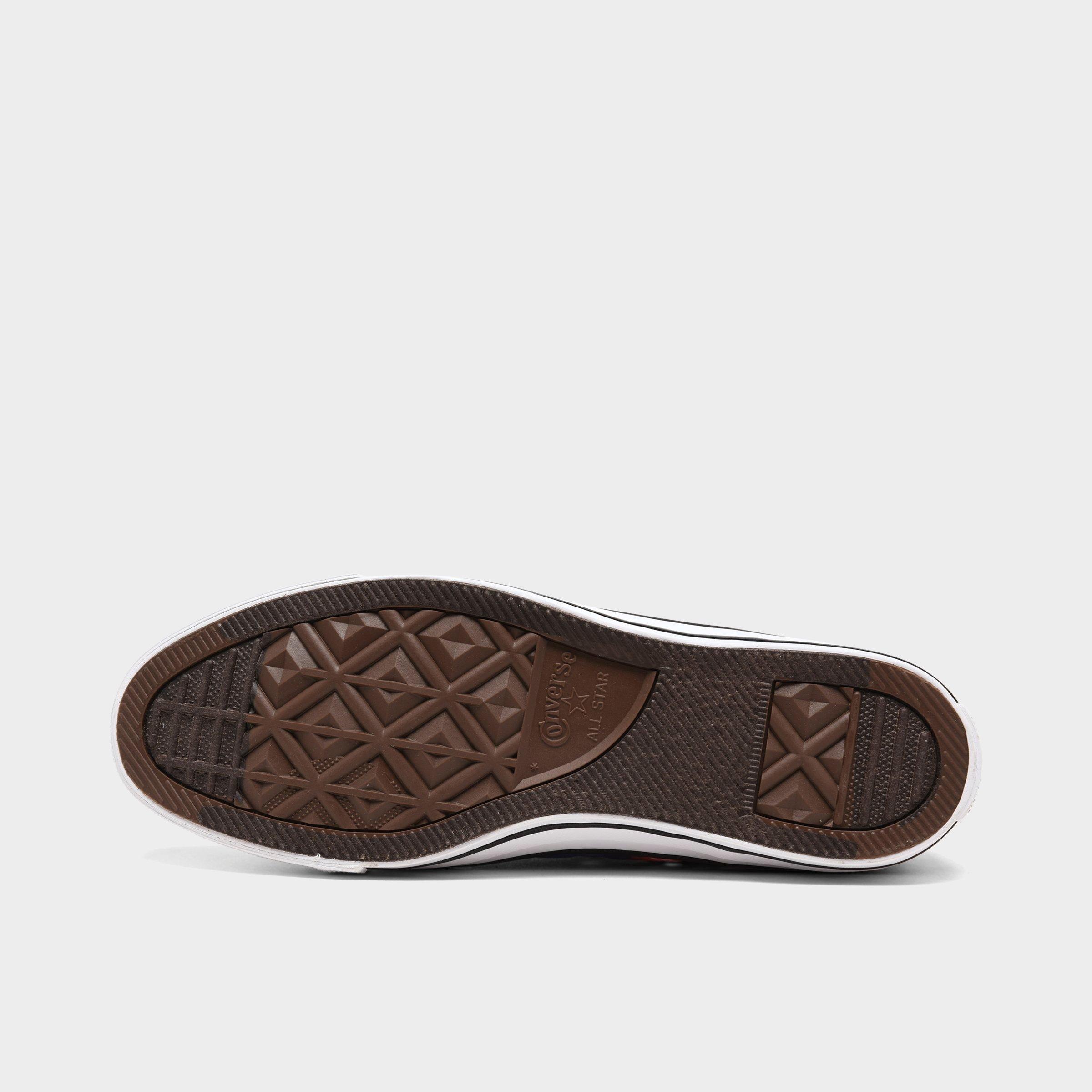 low top casual sneakers