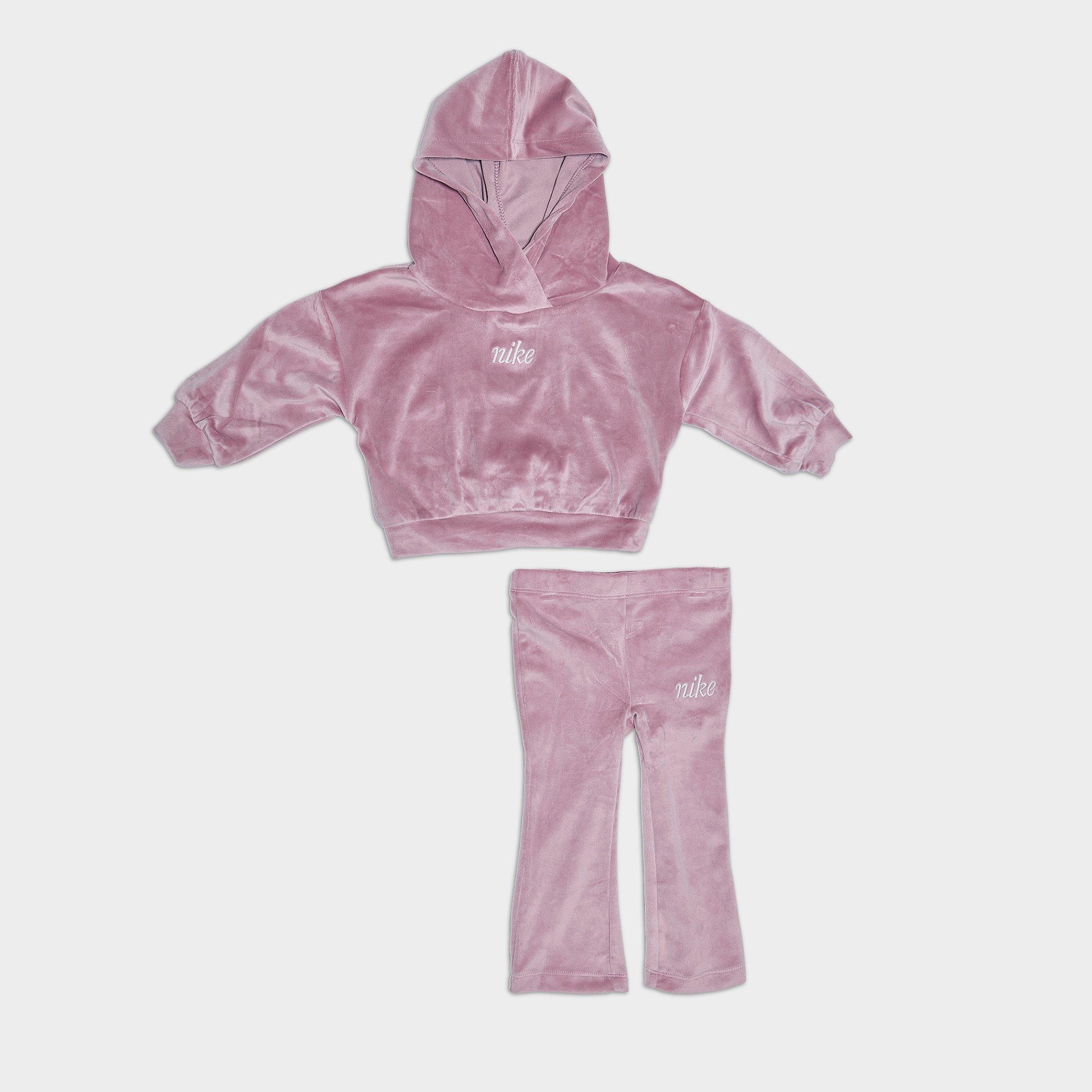 Nike hoodie and leggings set deals