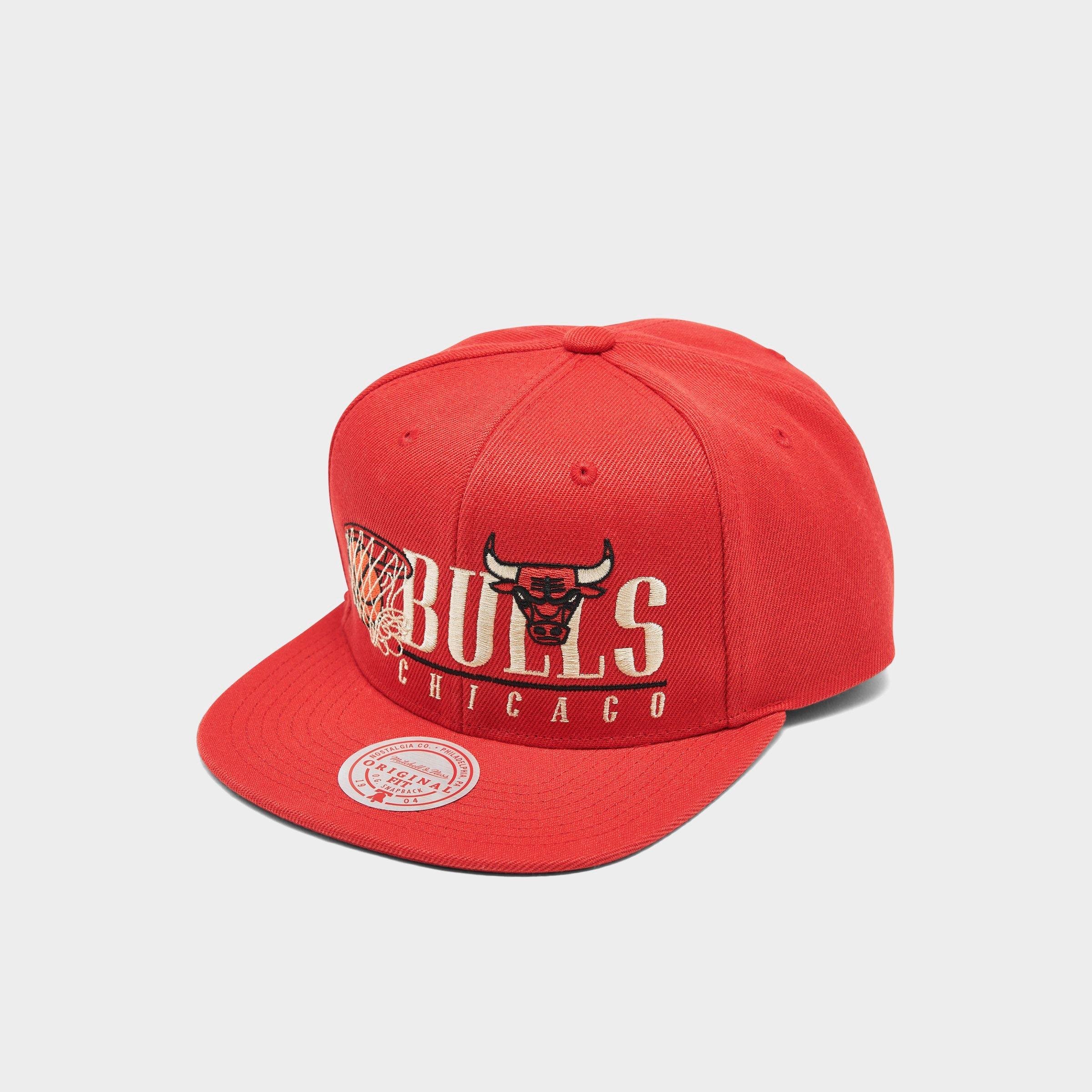 mitchell and ness chicago bulls hat