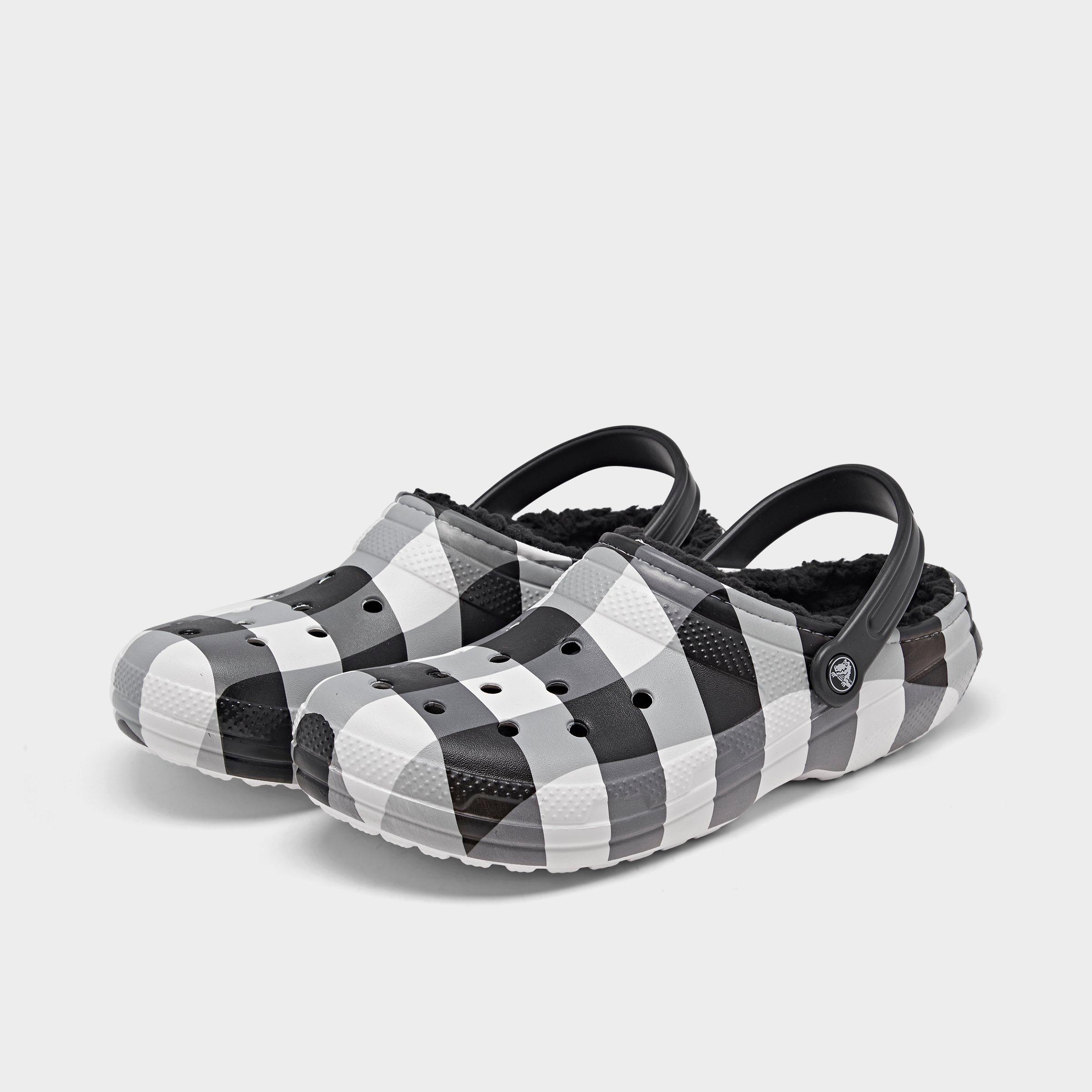 gray fuzzy crocs