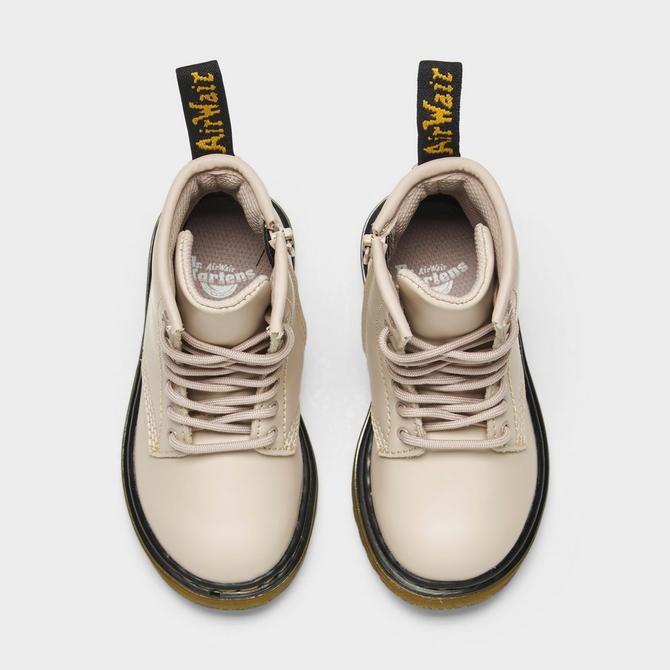 Jd sports dr on sale martens