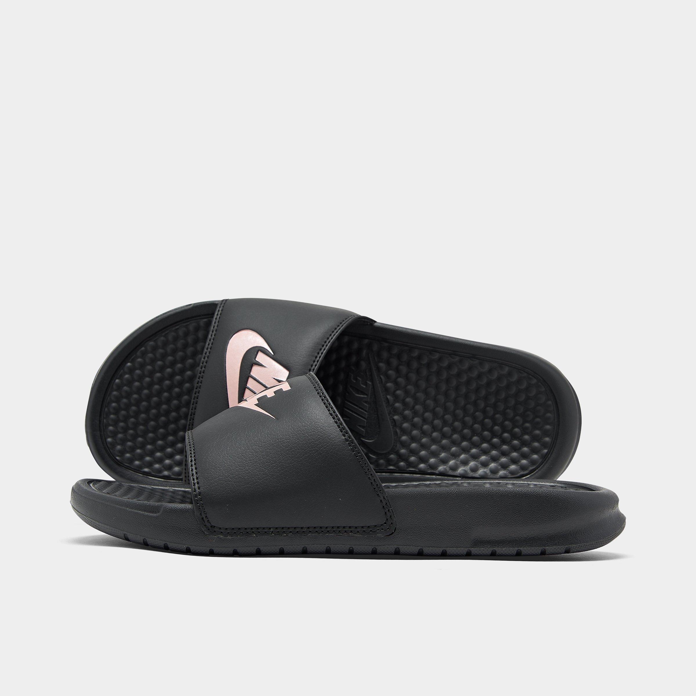 nike benassi swoosh