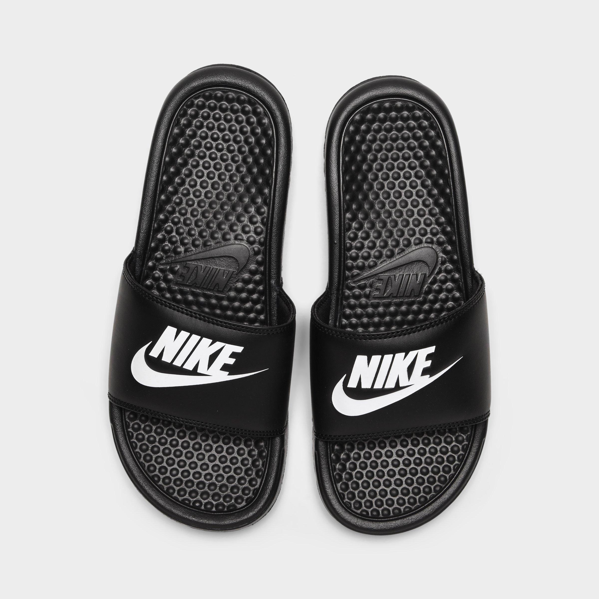 nike benassi swoosh