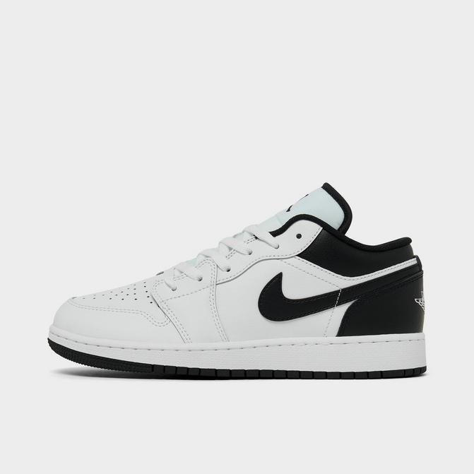 Black and white store jordan 1 kids