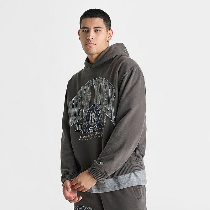 Men's New Era New York Yankees MLB Vintage Oversized Logo Men's New Era New York Yankees MLB Vintage Oversized Logo