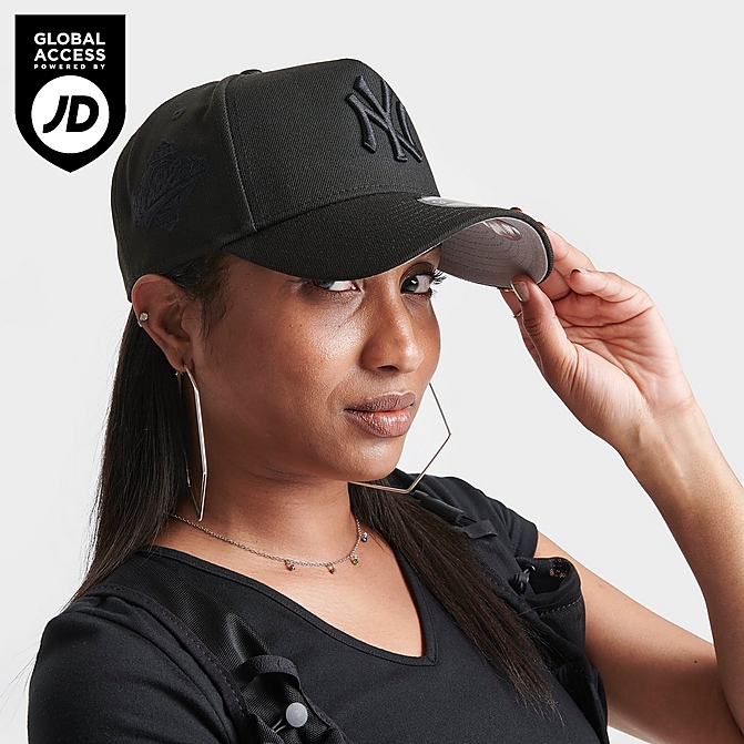 New Era New York Yankees MLB 9FORTY Black Snapback Hat | JD New Era New York Yankees MLB 9FORTY Black Snapback Hat | JD