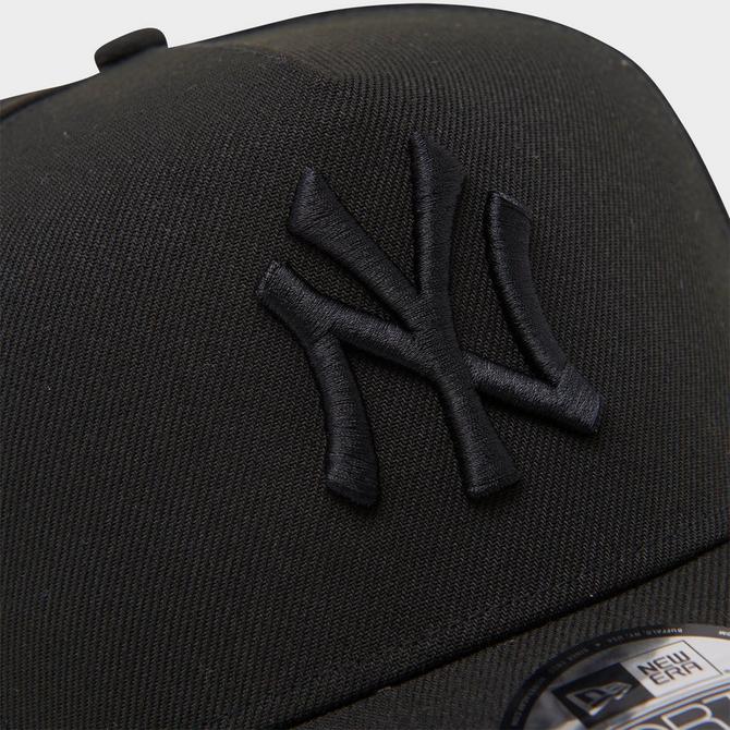 New Era Black 9FORTY MLB New York Yankees Snapback Hat (One Size Fits Most) | Finish Line