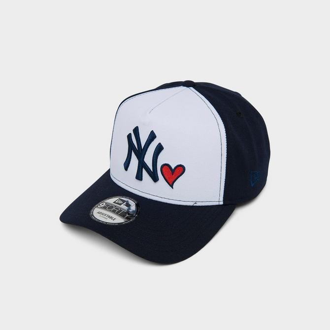 New Era New York Yankees Heart MLB 9FORTY Snapback Hat | JD Sports