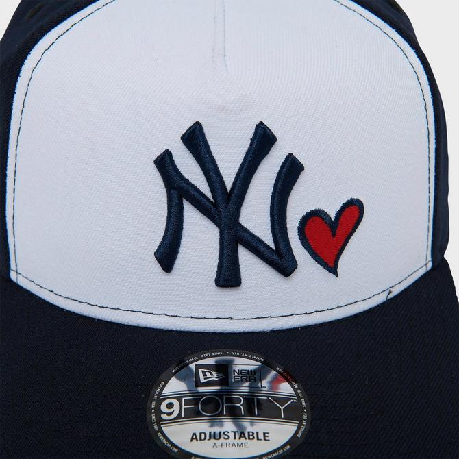 New Era New York Yankees Heart MLB 9FORTY Snapback Hat | JD Sports