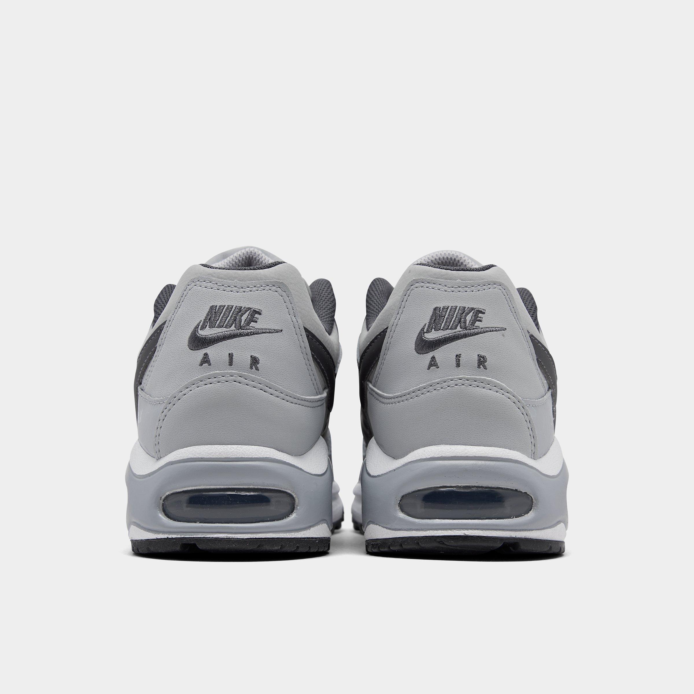 air max command casual