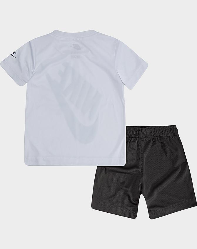 nike shorts & shirt nike shorts & shirt