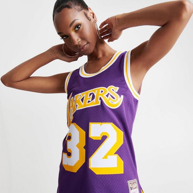 Magic Johnson Los Angeles Lakers Mitchell & Ness NBA Throwback HWC Purple  Jersey : : Clothing, Shoes & Accessories