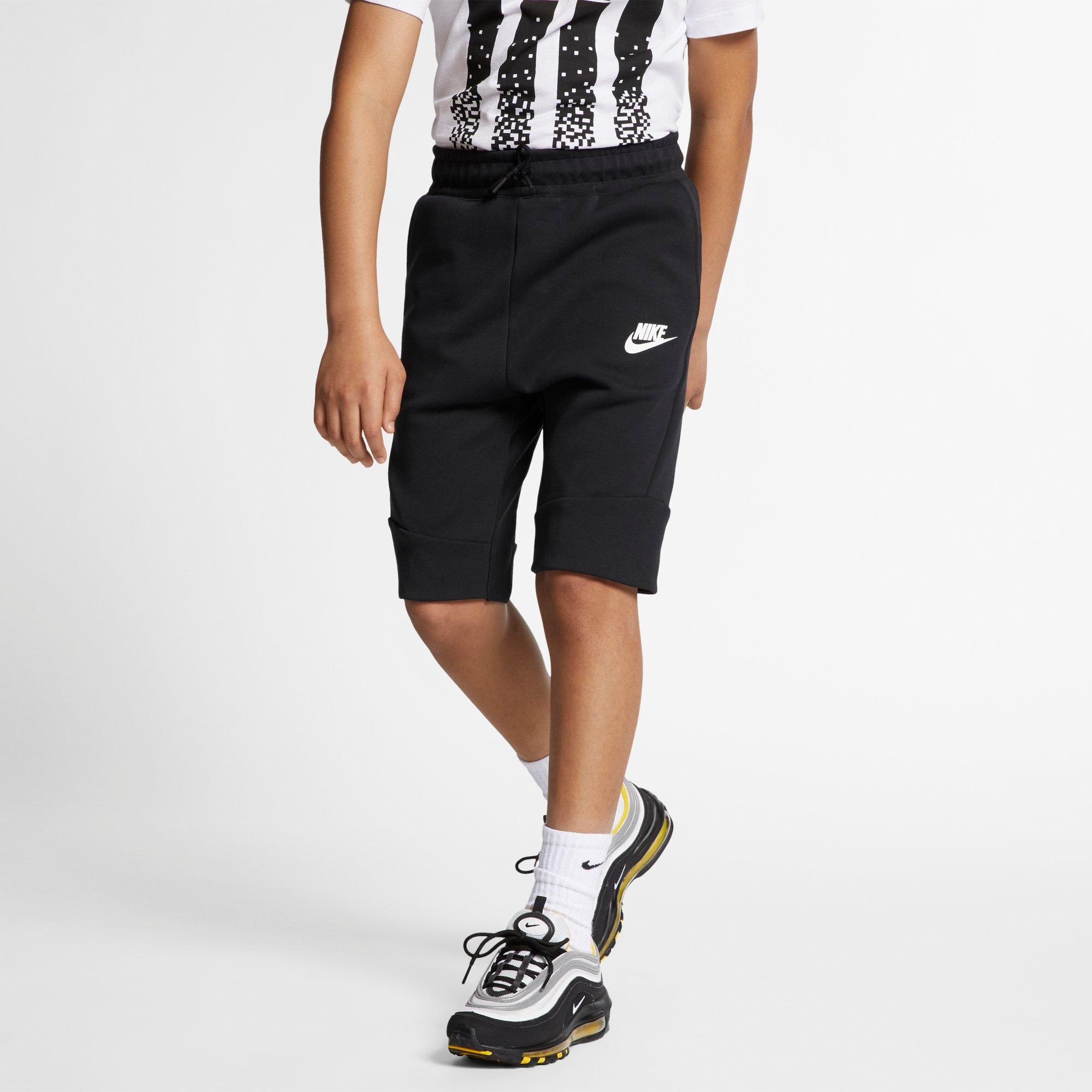 boys nike fleece shorts