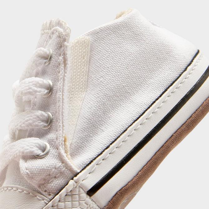 Infant slip outlet on converse