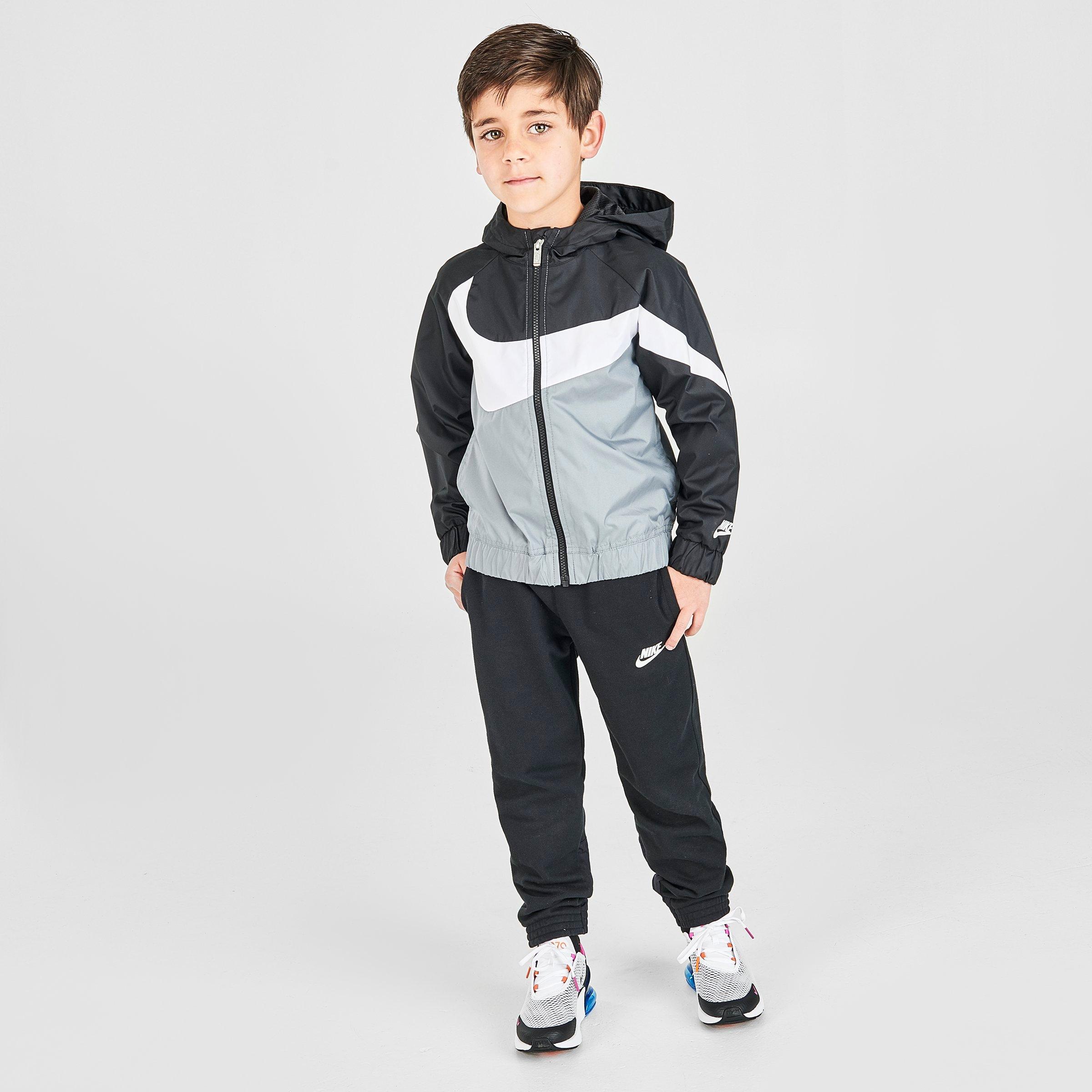 nike swoosh windrunner