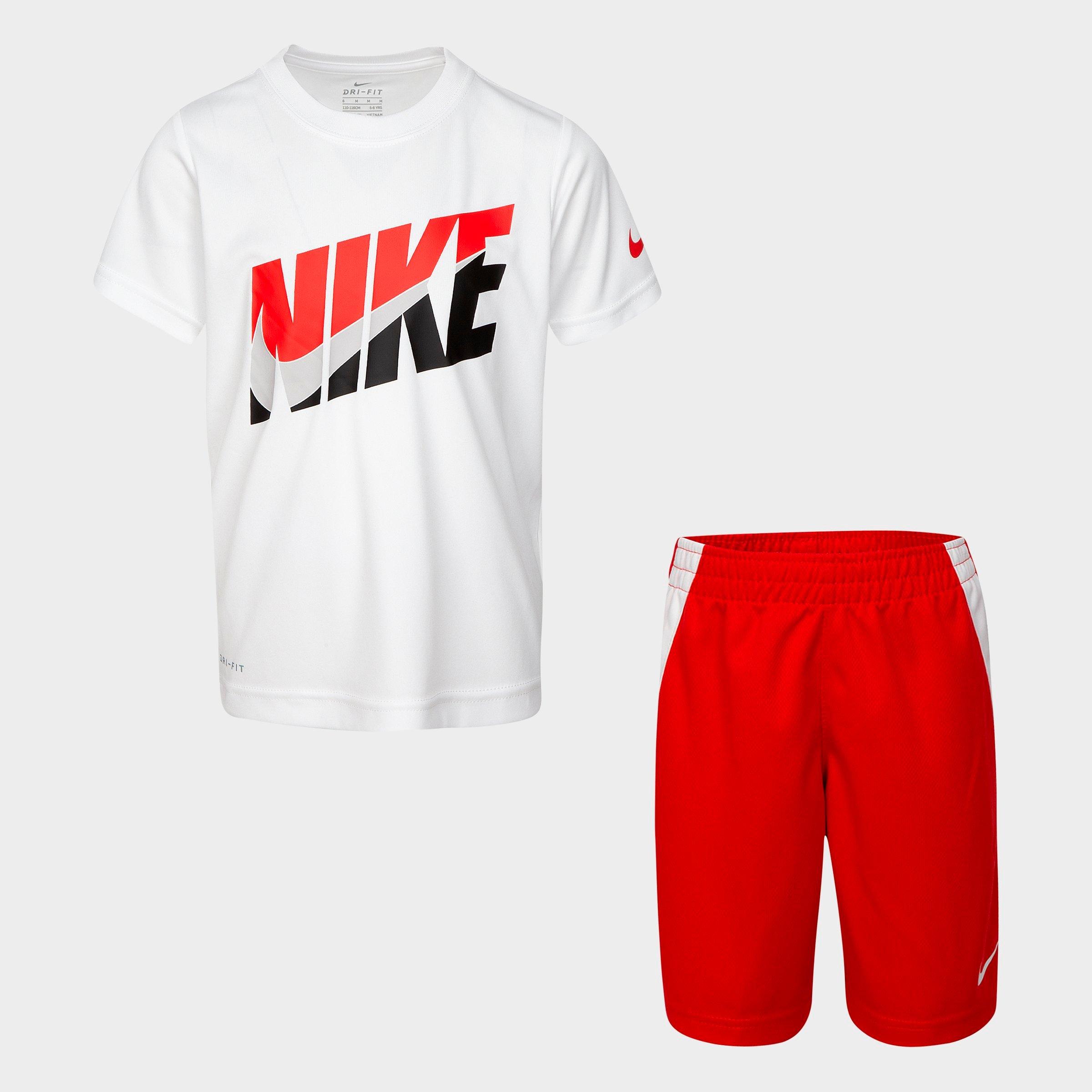 nike shorts and shirt