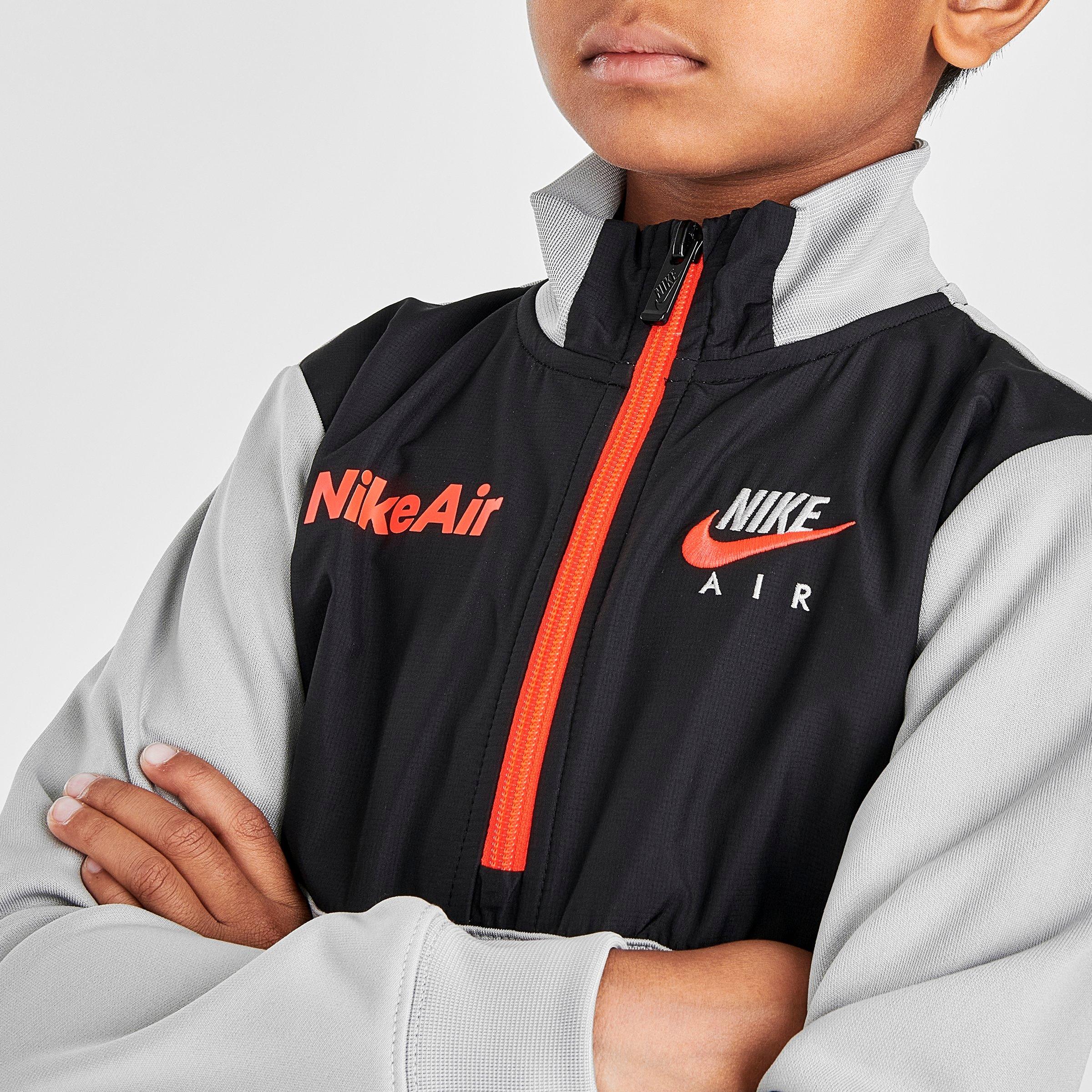 nike air tricot track