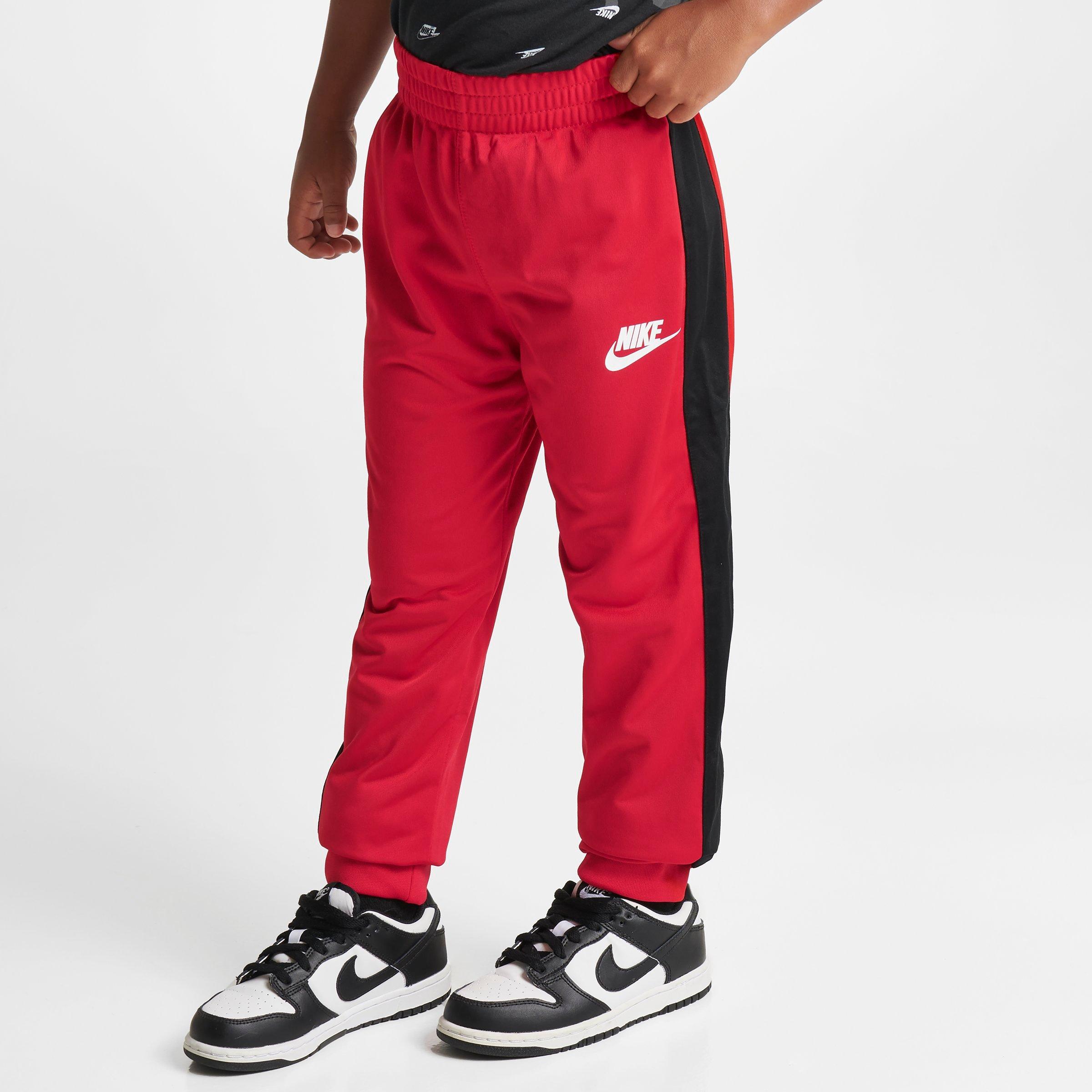 nike shirt and pants set