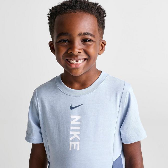 NWT shops Nike athletic set boys youth size XL