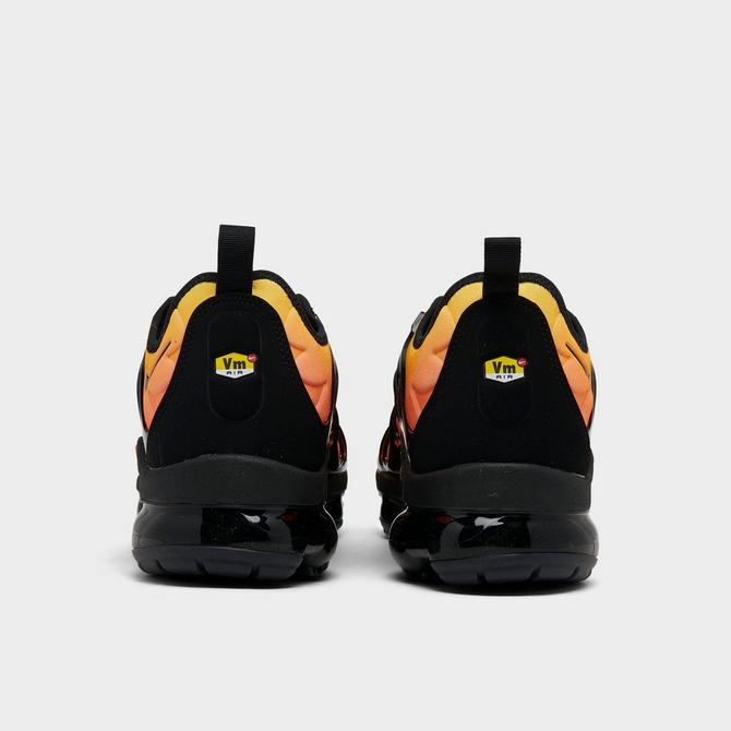 Vapormax plus clearance black total orange