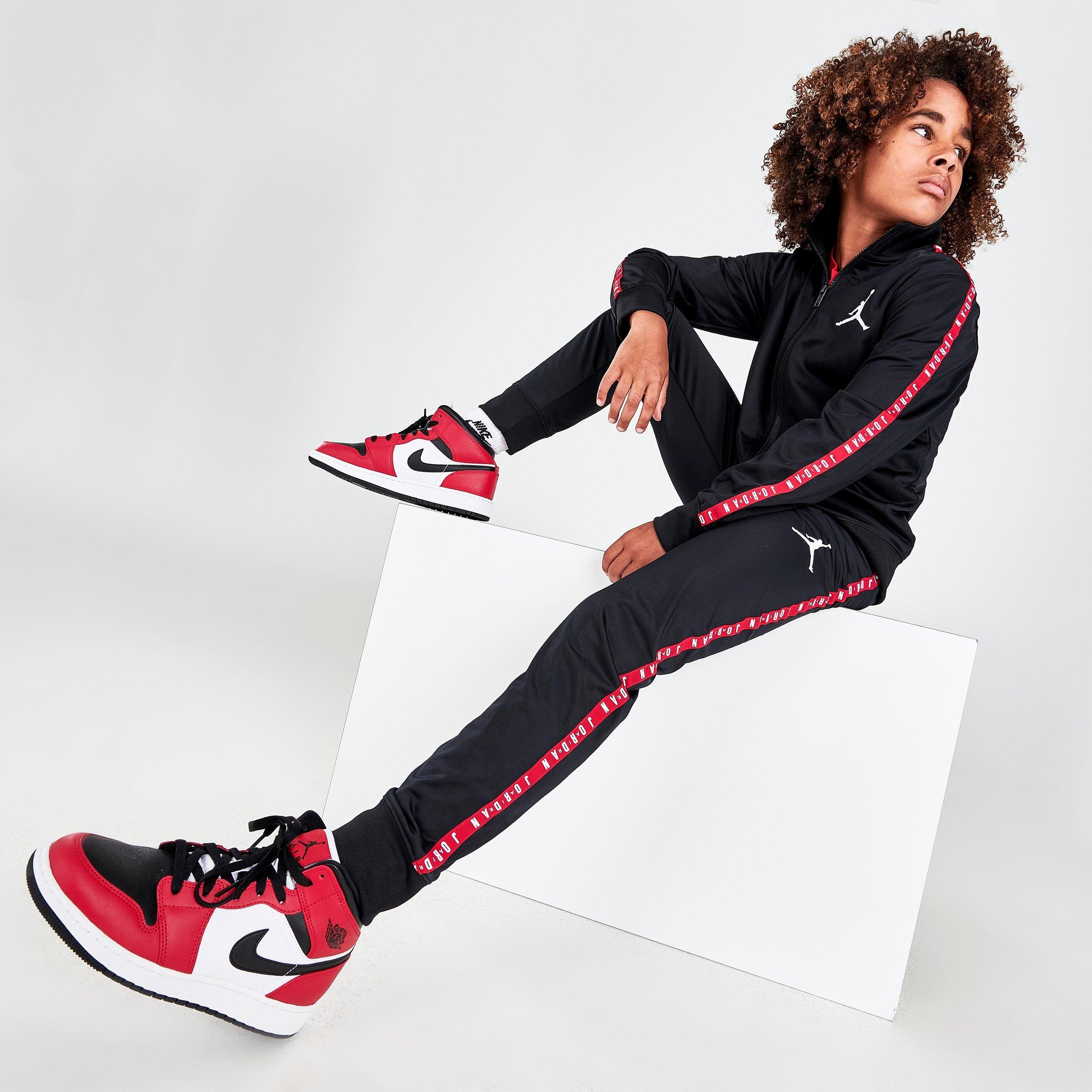 boys jordan tracksuit