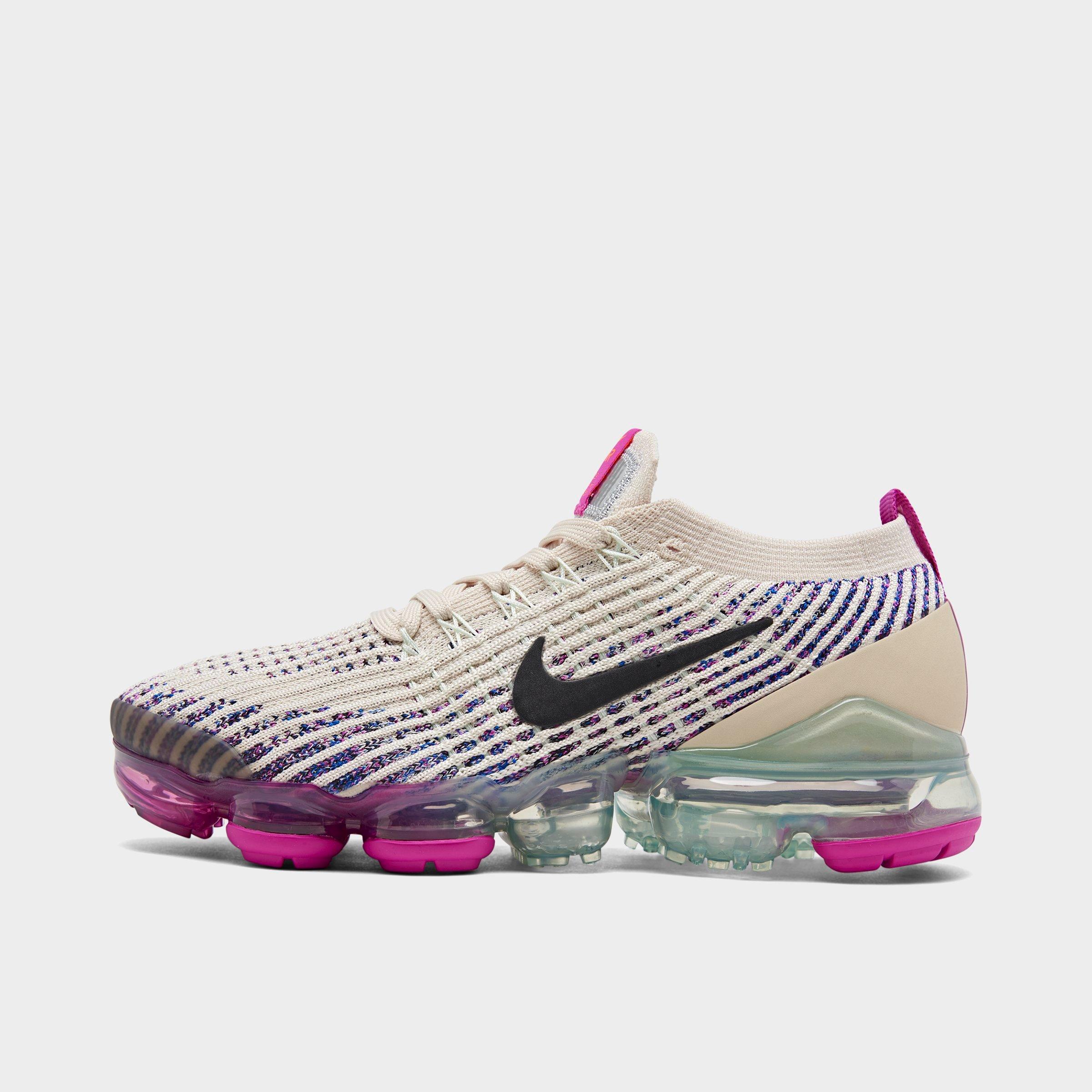 Nike Air Vapormax Flyknit 3 Sneaker Sneaks Up