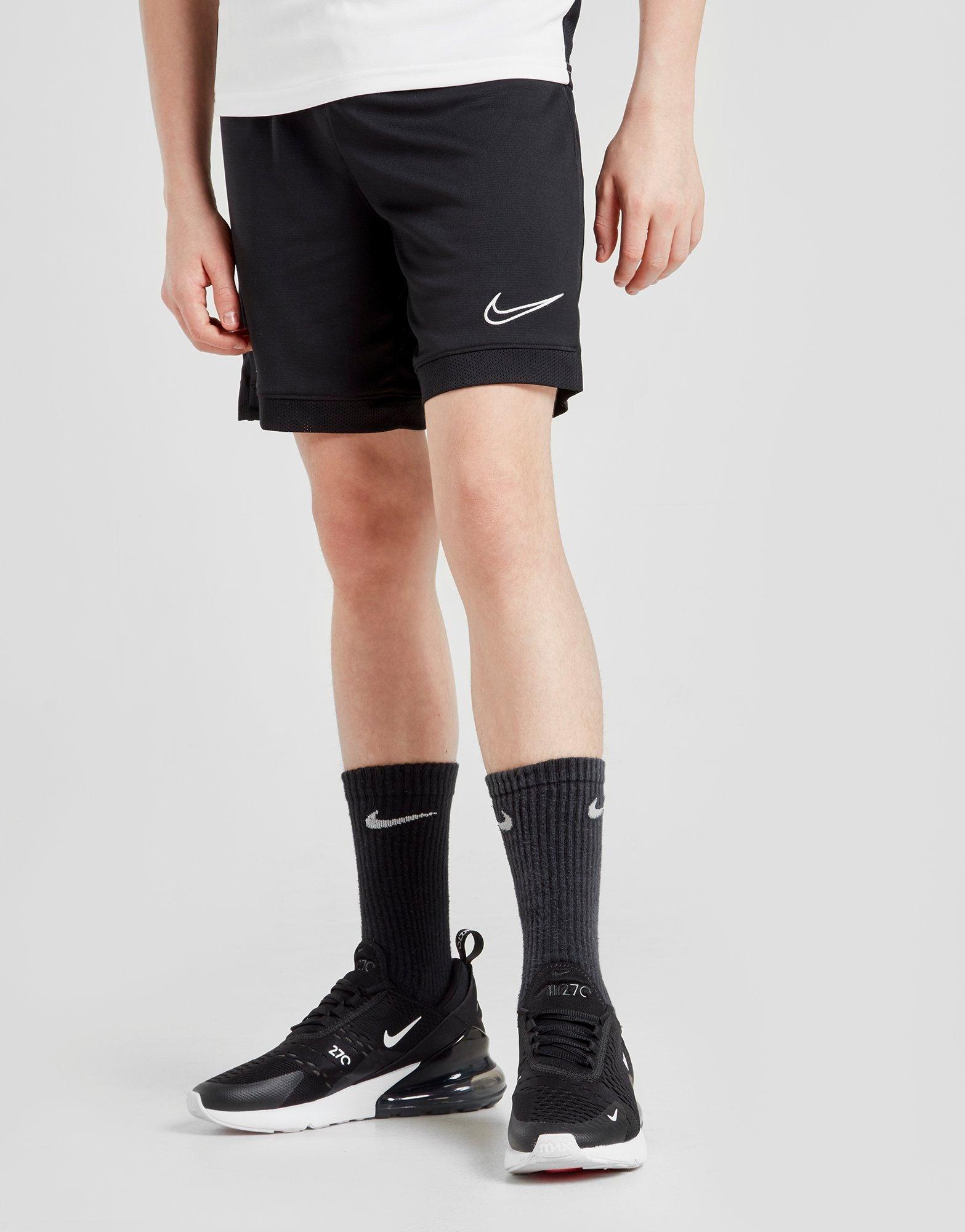 boys nike soccer shorts
