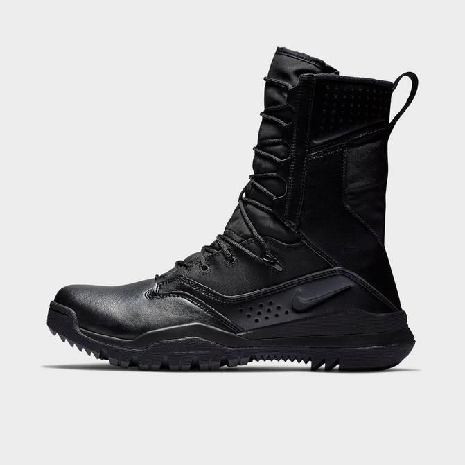 Nike boots hotsell on sale mens