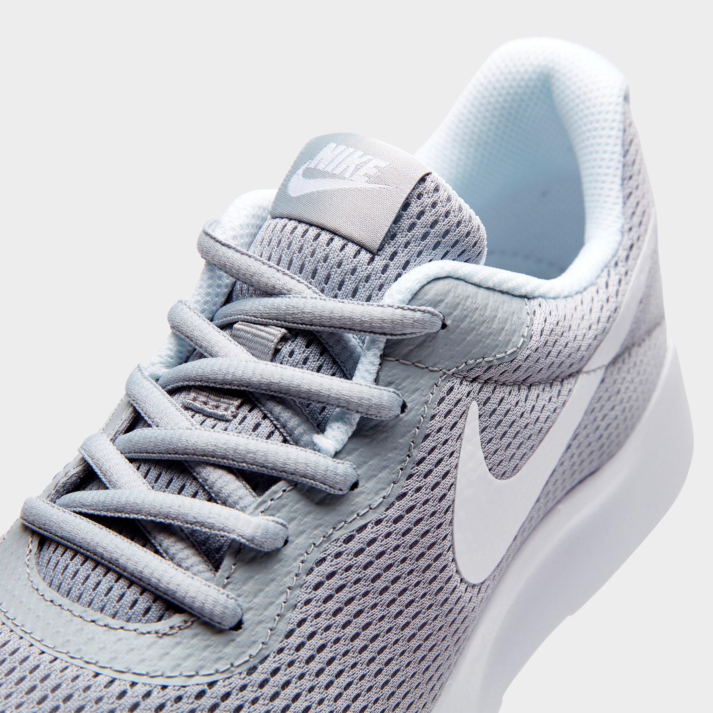 nike shoes for women wide width