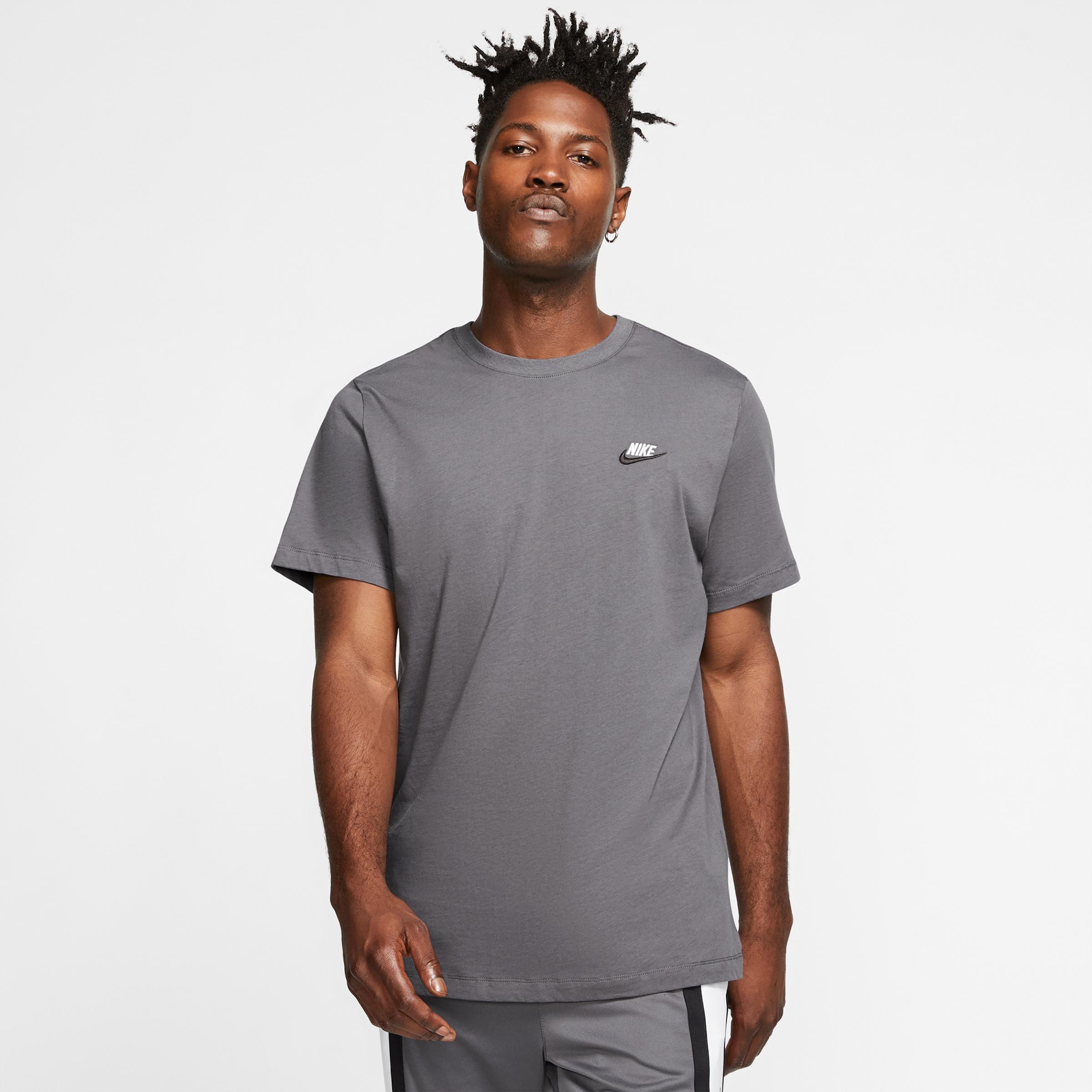 Men S Nike Sportswear Club T Shirt Jd Sports