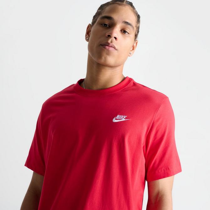 T shirt discount nike sportswear club