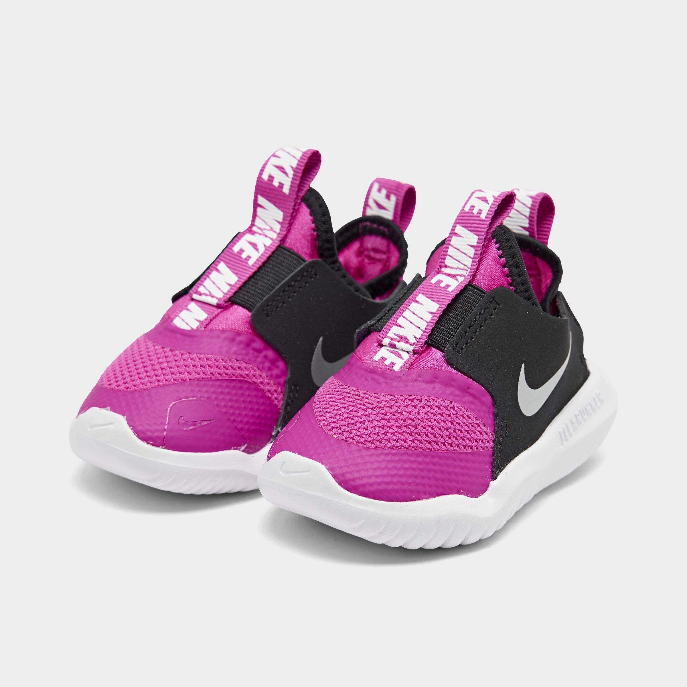 toddler nike running shoes