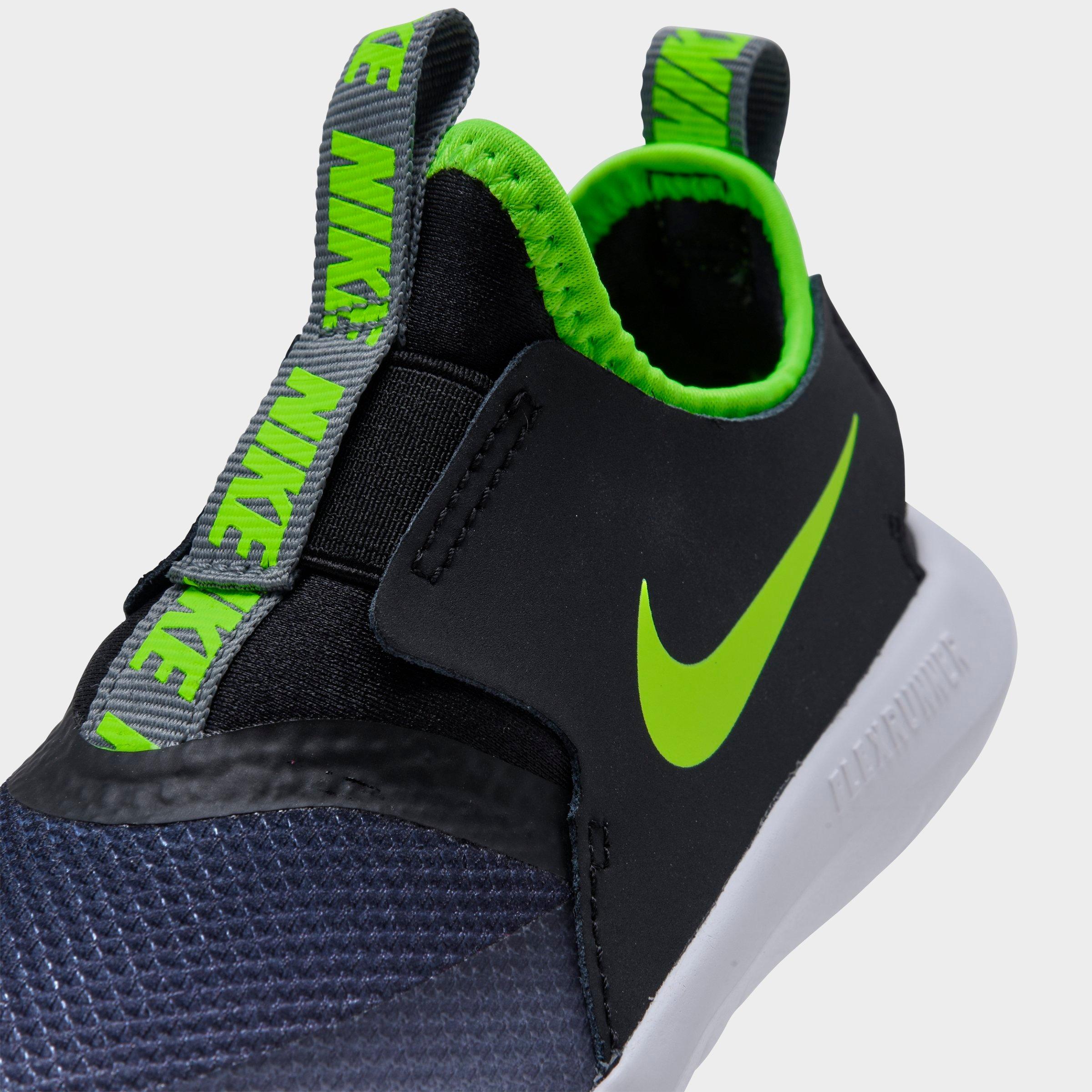 toddler nike flex shoes