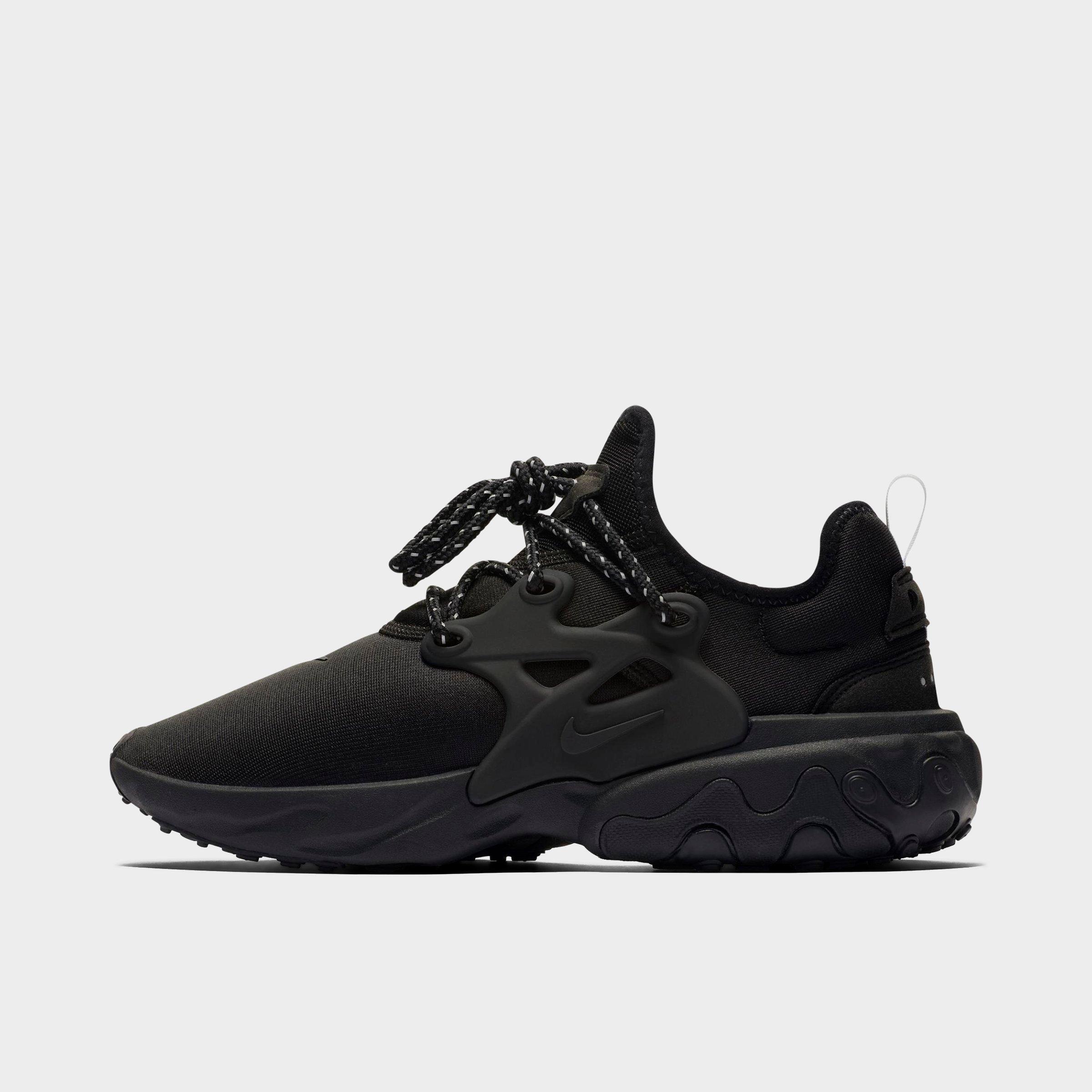 black nike react shoes