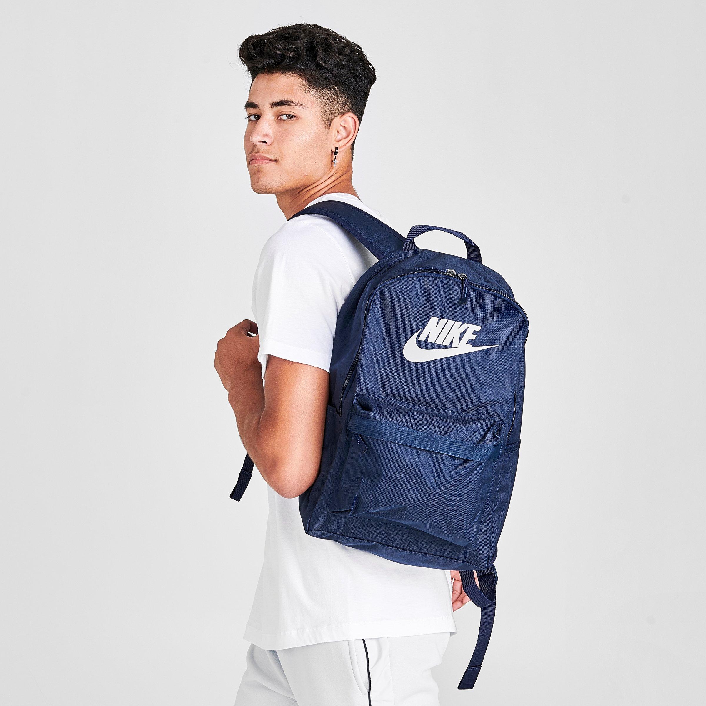 backpack nike heritage