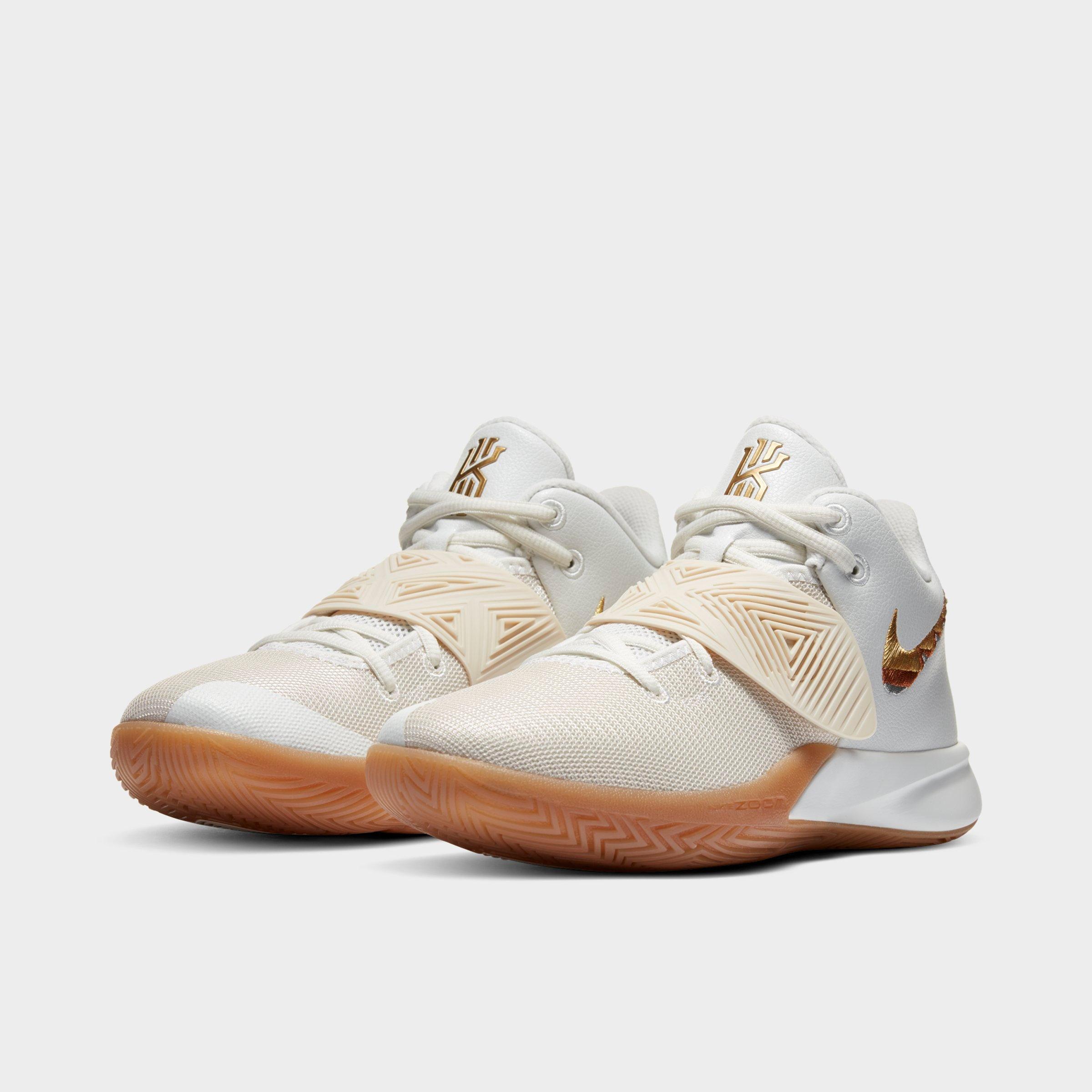 sport vision basketball shoes