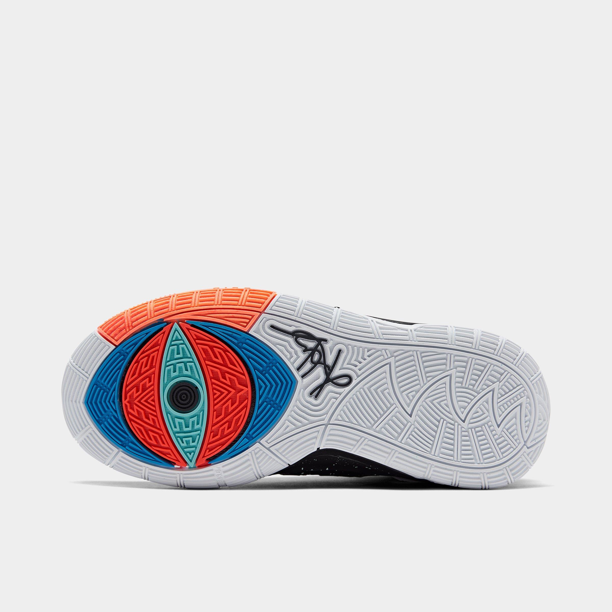 kids kyrie shoes