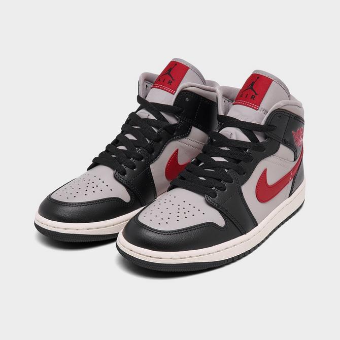 Women's Air Jordan Retro 1 Mid SE Casual Shoes