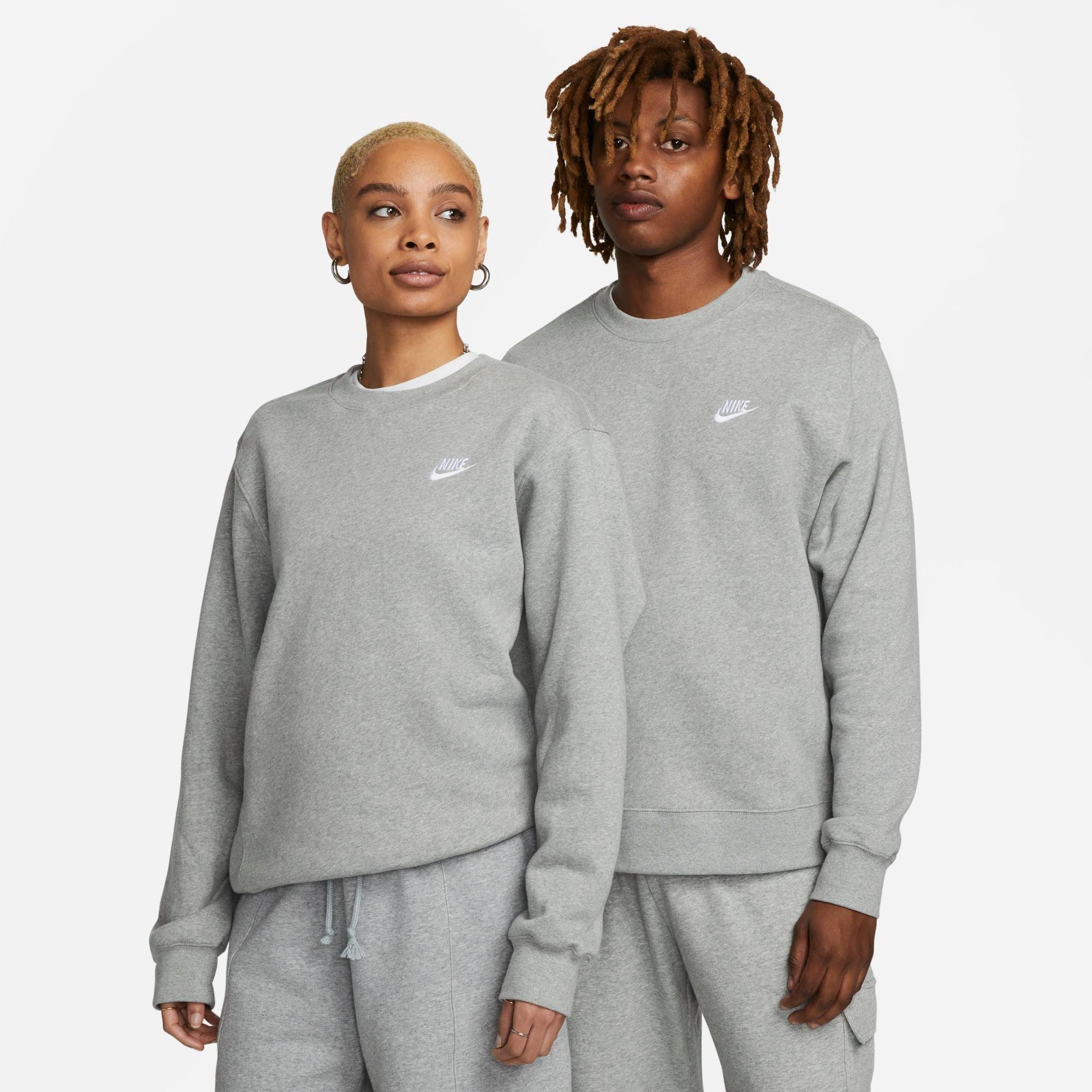 nike club crew neck sweatshirt