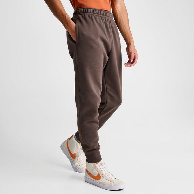 Nike Sportswear Men's Club Fleece Joggers Pants (Dark Marina Blue/White,  Small) : : Clothing, Shoes & Accessories