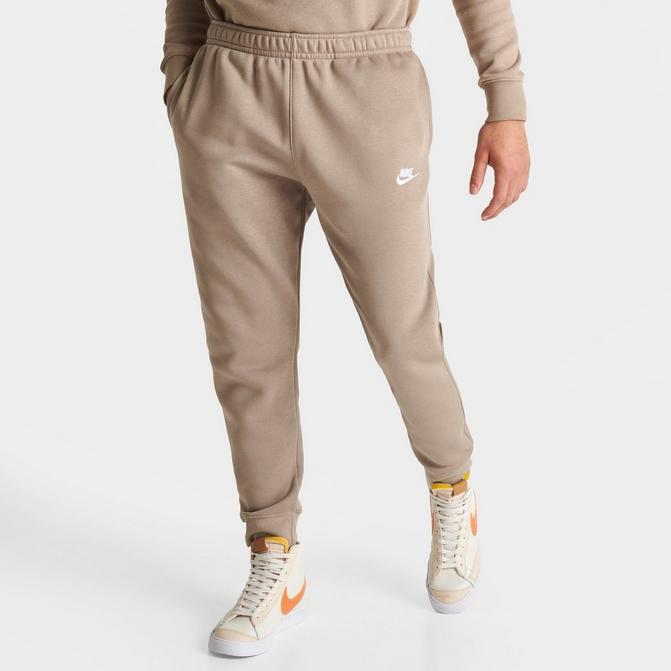 Nike Sportswear Club Fleece Holiday Pants.