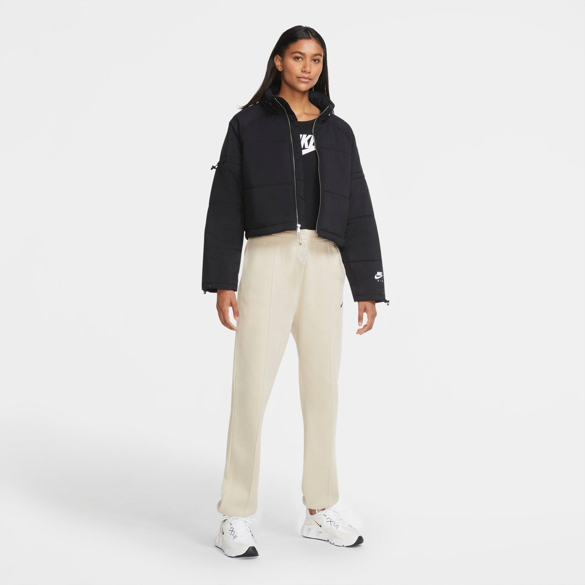 women's nike essential fleece joggers