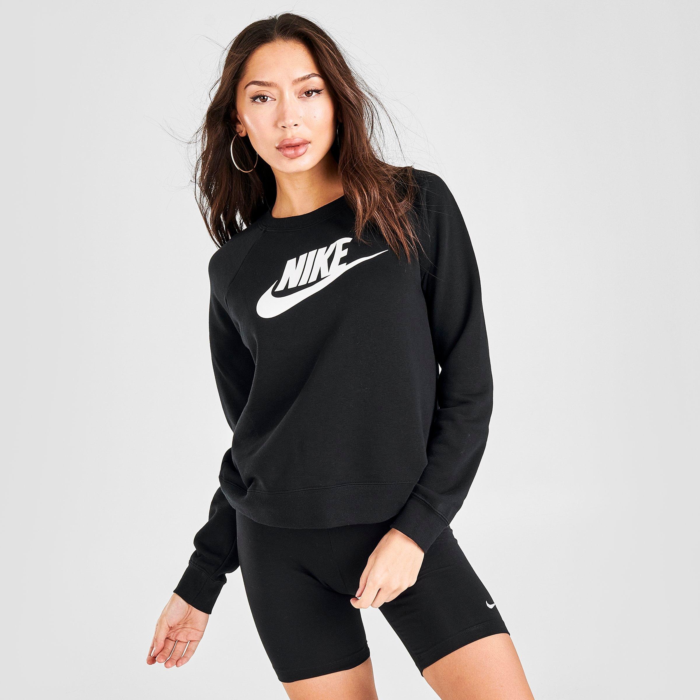 women's nike sportswear essential long sleeve crew