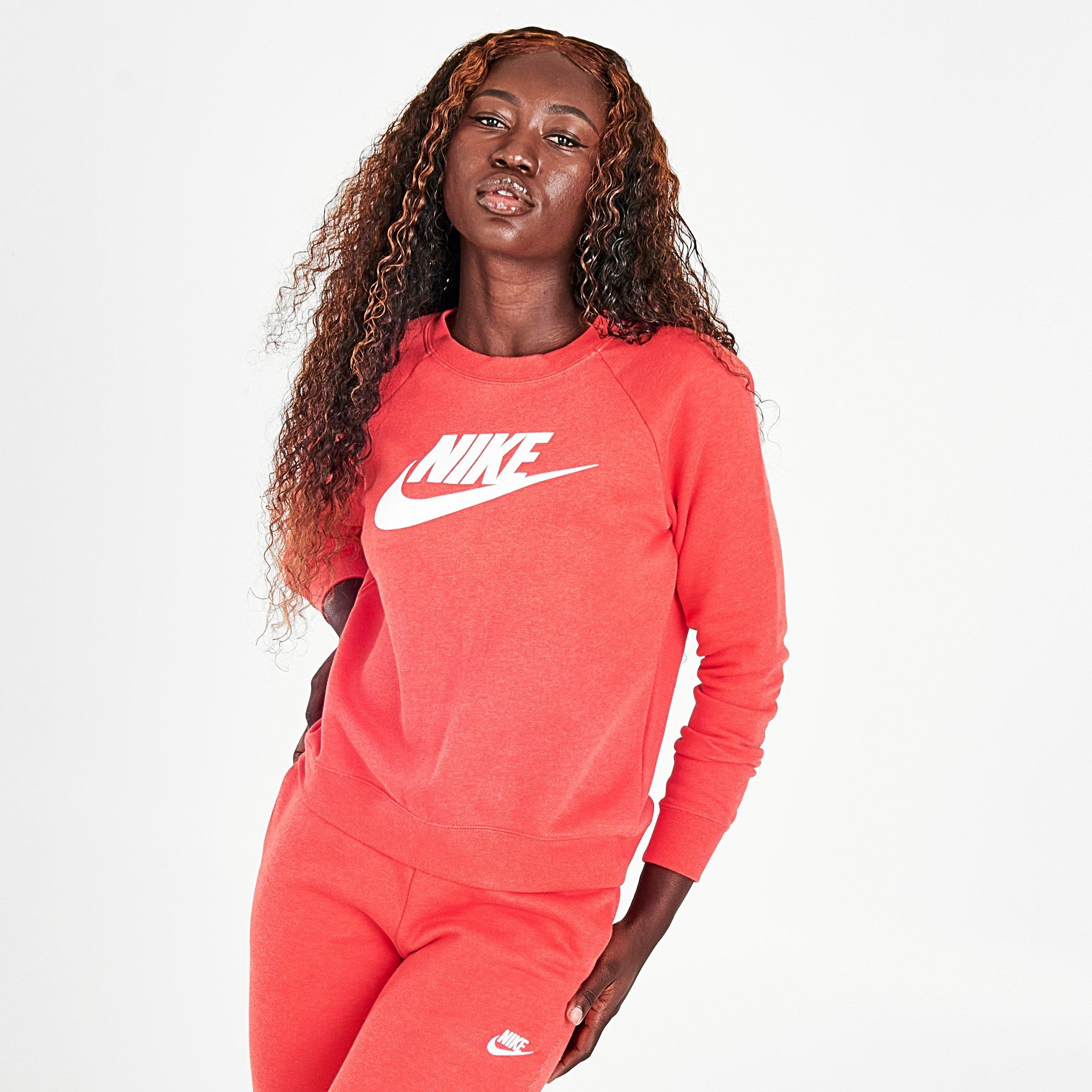 nike essential crew sweatshirt