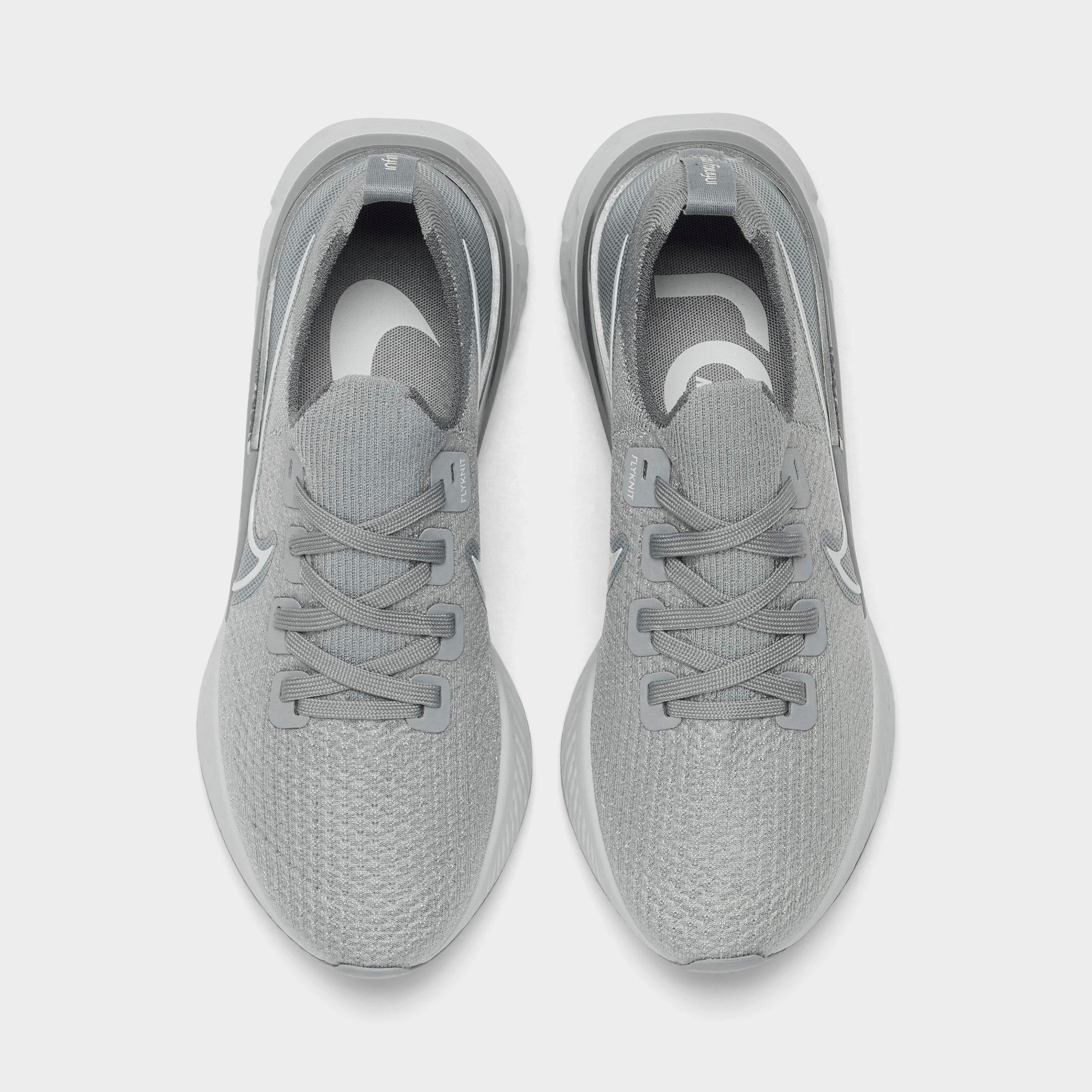 mens nike grey running shoes
