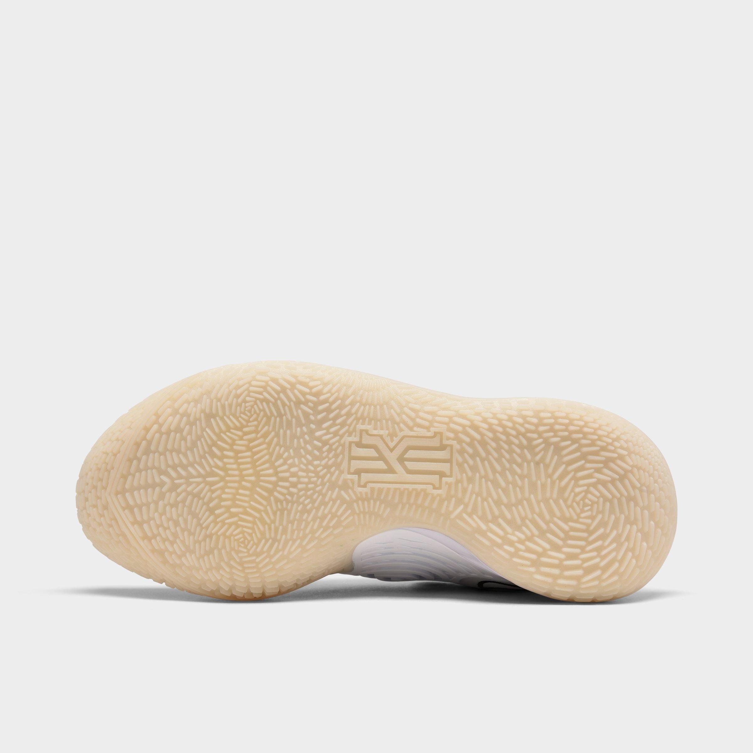 nike kyrie 3 low eclipse